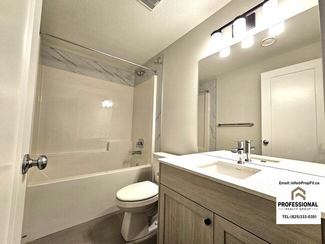 Building Photo - 238 Orchards Blvd SW