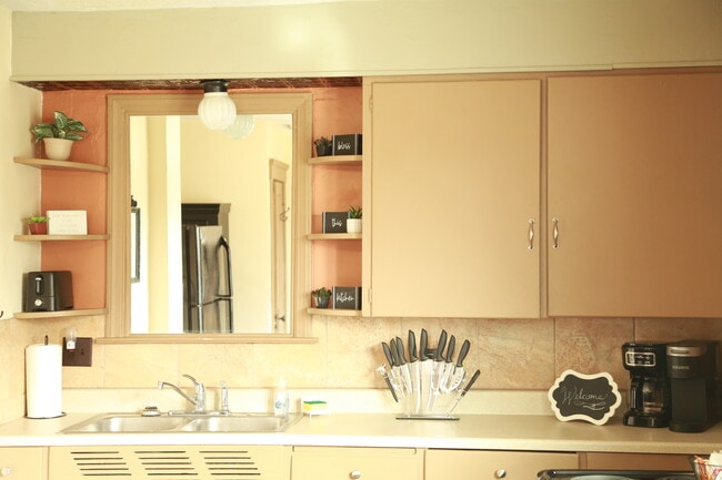 Foto del edificio - 545 E Buchtel Ave