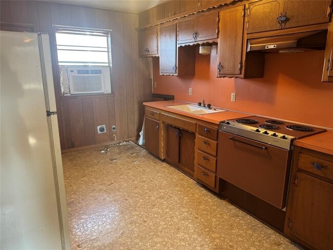 Foto del edificio - 1303 Meadow Ln