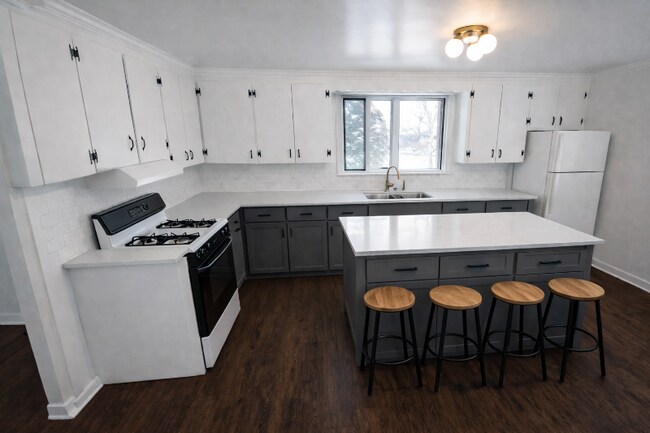 Foto del edificio - 1128 Ridge Rd