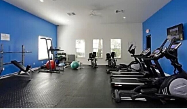 Foto del edificio - 216 SW 7th Ct