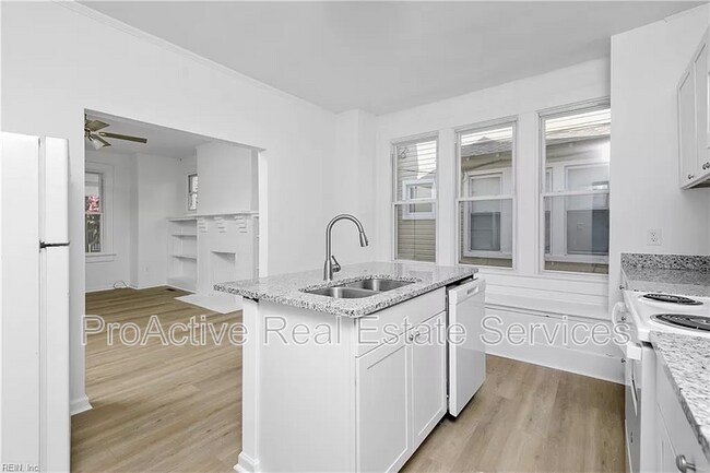 Foto del edificio - 244 W 32nd St