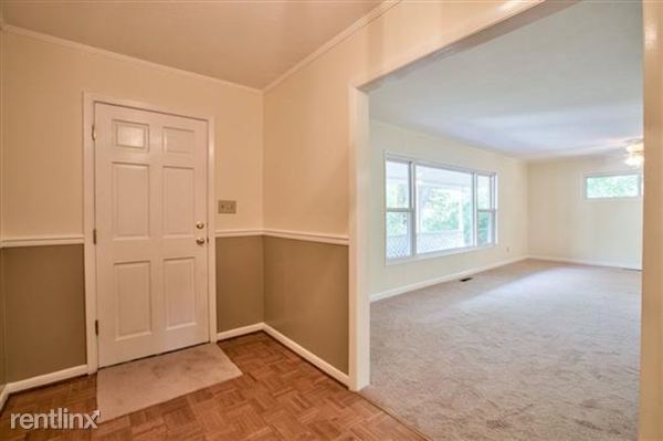 Building Photo - 4913 Lester Rd