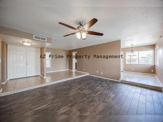 Building Photo - 3434 W Kings Ave