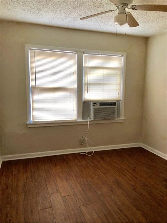 Building Photo - 1917 Sidney St