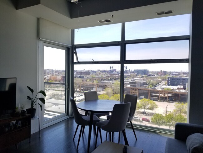 Sala de estar - 1620 S Michigan Ave