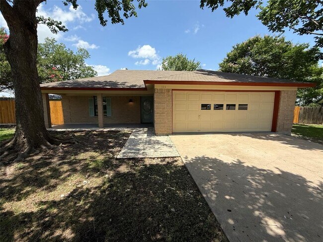 Foto del edificio - 111 Creekside Dr