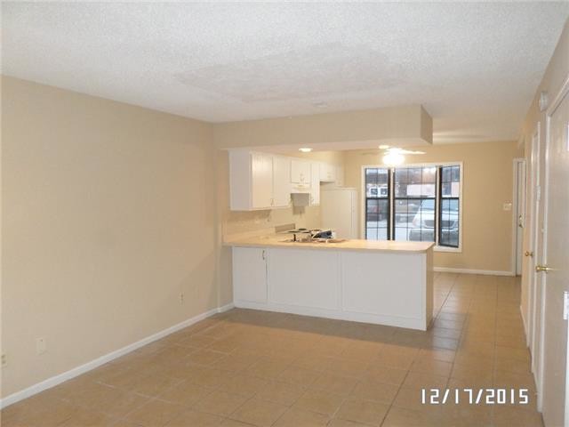 Building Photo - Woodwin Townhomes