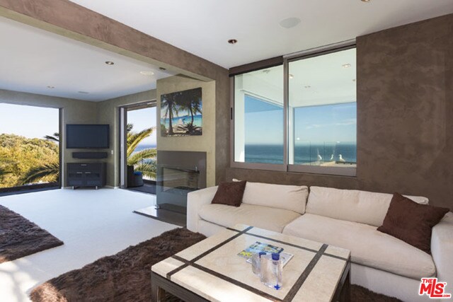 Foto del edificio - 33406 Pacific Coast Hwy