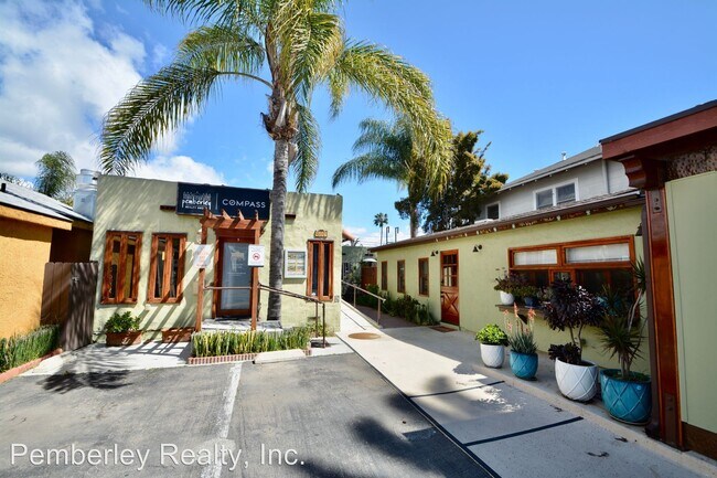 Foto del edificio - 4637-4645 Park Blvd