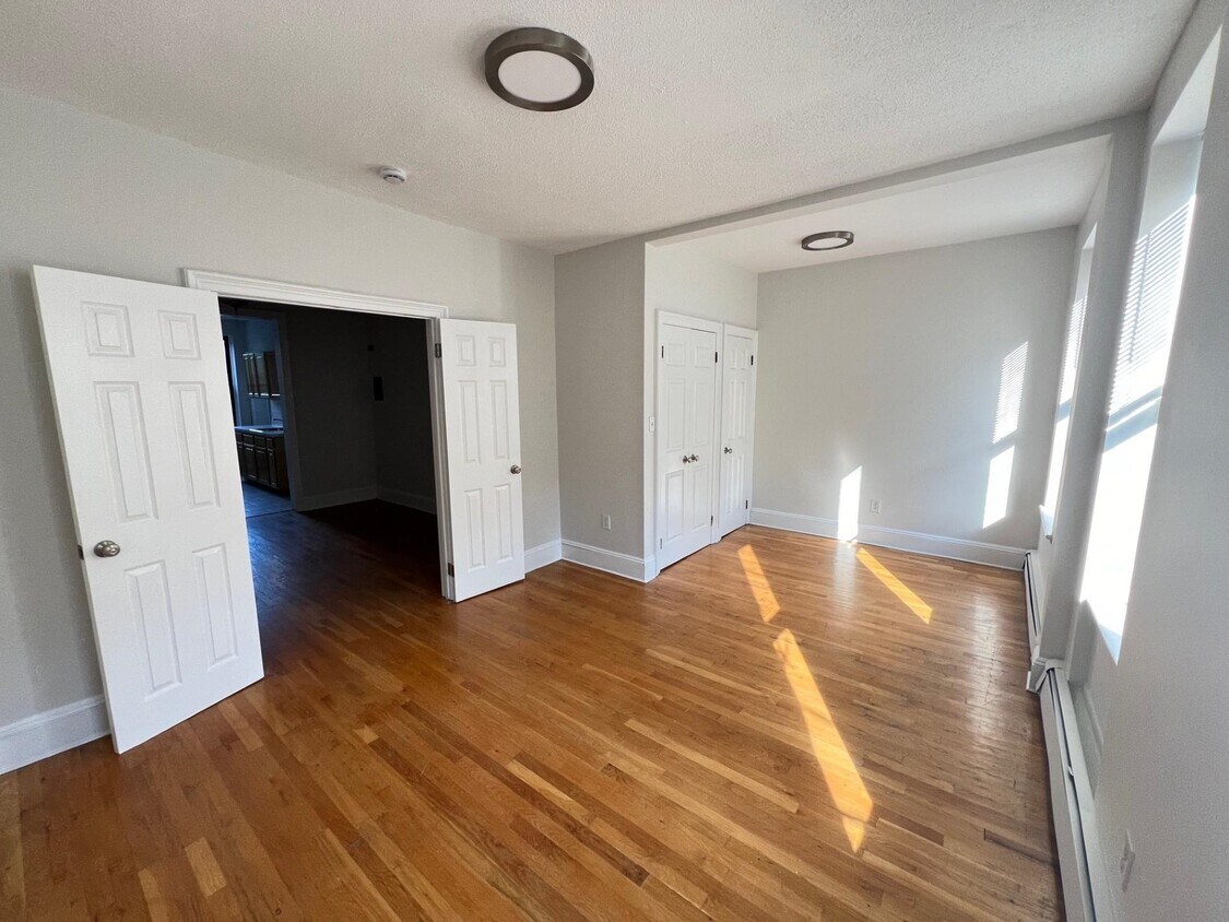 Foto principal - 278 1st St