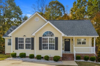 Building Photo - 3626 Enduring Freedom Dr