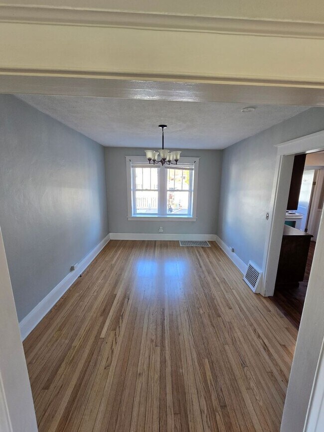 Building Photo - Charming 3BR Duplex in Rome