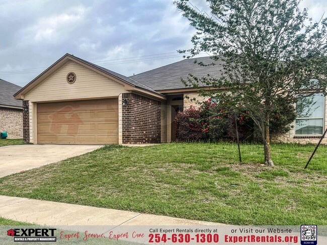 Building Photo - Spacious & Stylish 3-Bedroom Home for Rent...