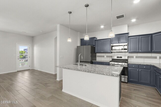 Foto del edificio - 7365 Frostline Pl