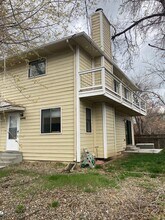 Building Photo - 6492-6492 Barnacle Ct