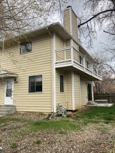 Building Photo - 6492-6492 Barnacle Ct