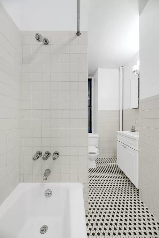 Foto del edificio - 121 Madison Ave