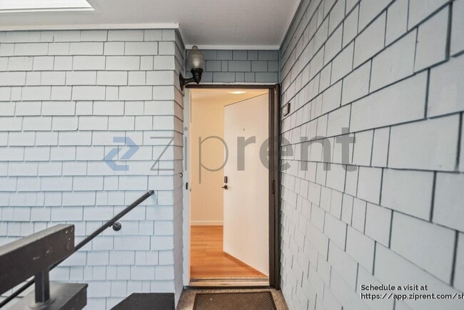 Foto del edificio - 426 Barnegat Ln