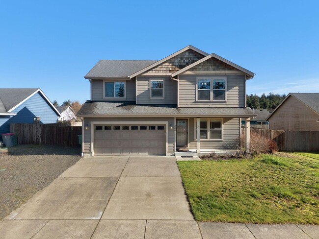 Building Photo - 330 SW Kalmia Ave