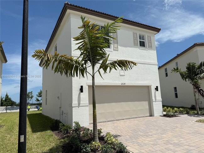 Foto del edificio - 2539 SE 26th Rd