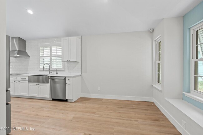 Building Photo - 124 Patrick Mill Cir