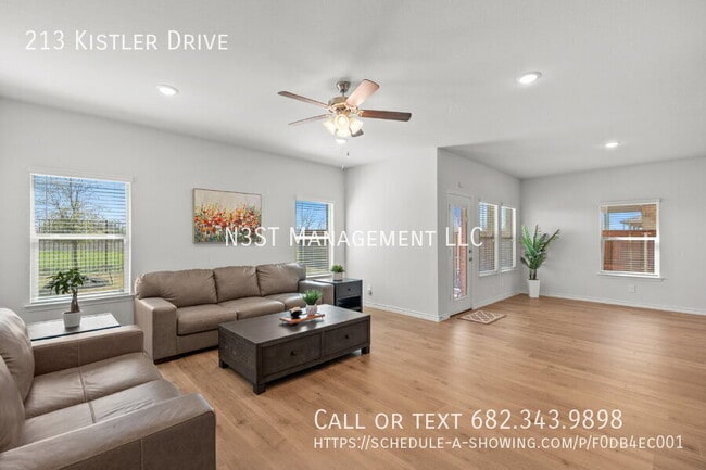 Photo - 213 Kistler Dr House