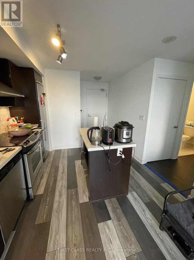 Photo du bâtiment - 58 Orchard View Blvd