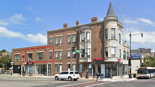 Building Photo - 4009 N Damen Ave