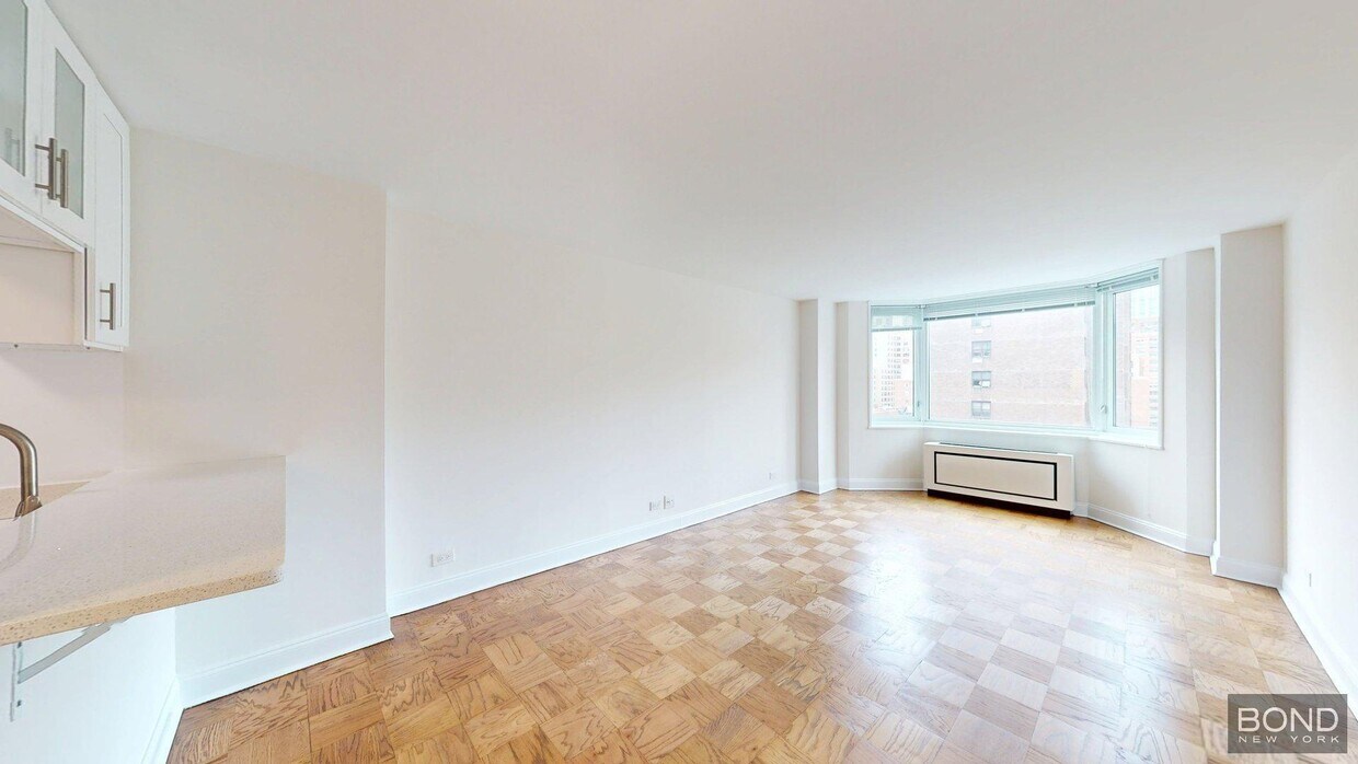 Foto principal - 400 E 71st St