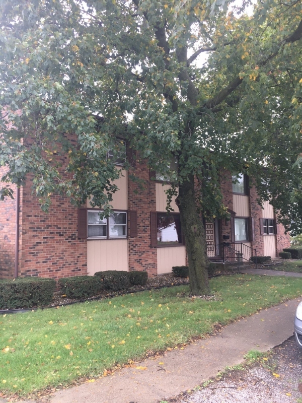 Foto principal - 301 S Division St