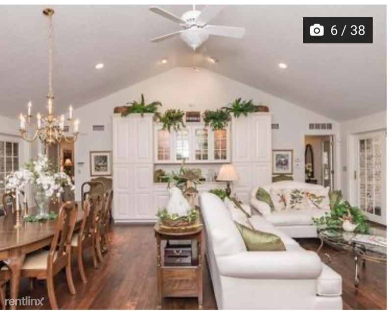Building Photo - 4 br, 4 bath Townhome - 3 n crest street