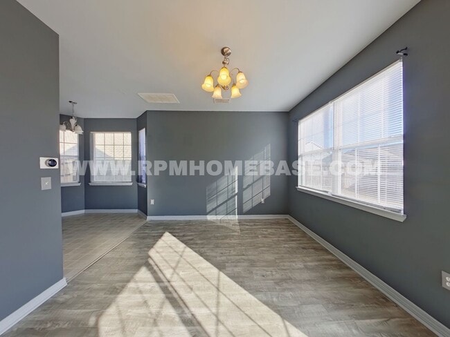 Building Photo - Spacious 4-Bedroom Home in South Crestview – Perfect for Families and Close to Military Bases