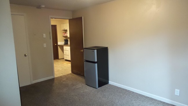 Foto del edificio - bedroom in Eugene OR 97401