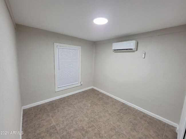 Foto del edificio - 1501 W Hadley St