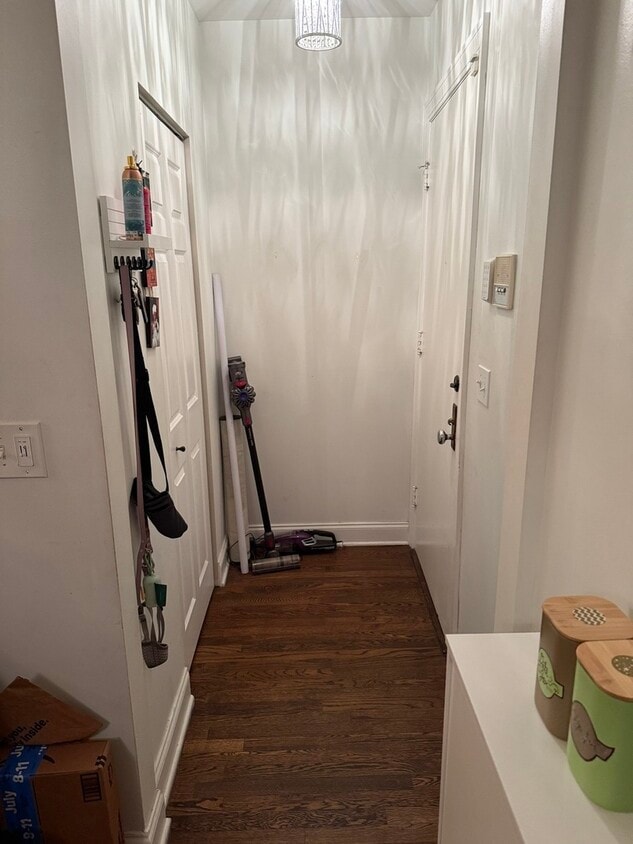 Primary Photo - 1155 W Grace St