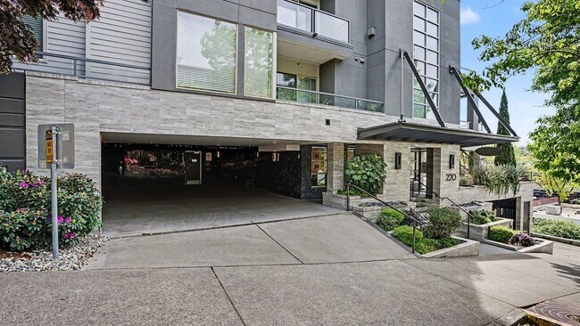 Photo - 2Bd/2Ba Kirkland Condo
