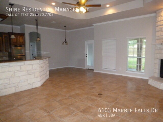 Foto del edificio - 6103 Marble Falls Dr