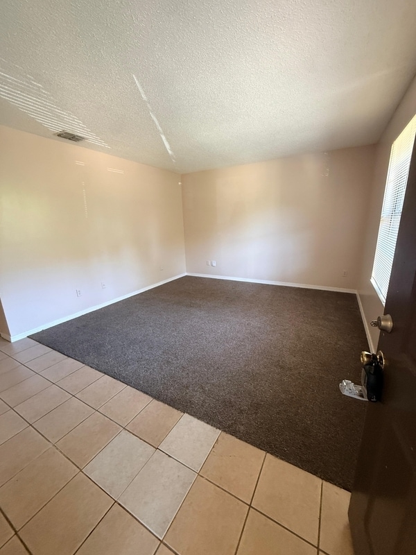 Foto del edificio - 470 Crabapple Ct