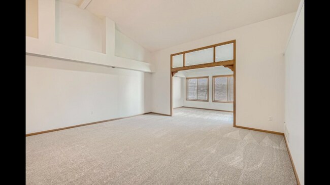Foto del edificio - 9427 Prairieview Trail N