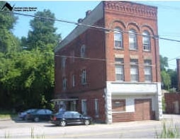 Primary Photo - 1135 Bridge St