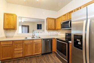 Building Photo - 18478 Streamline Ct