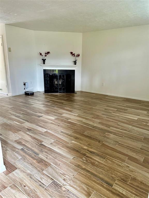 Building Photo - 17103 Beaver Springs Dr