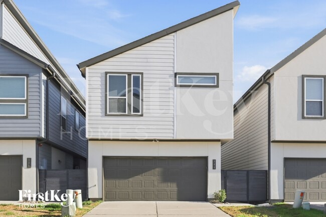 Building Photo - 341 N Centro Cir