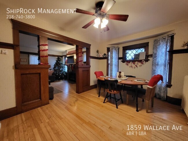 Building Photo - 1859 Wallace Ave
