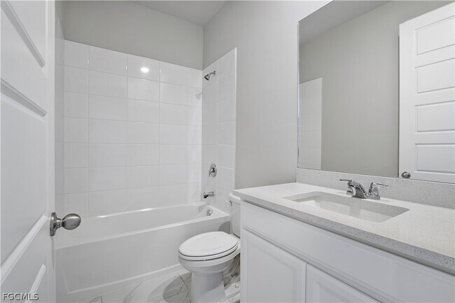 Foto del edificio - 44300 Saddlewood Ct