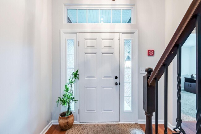 Foto del edificio - East Jefferson Large Home For Rent