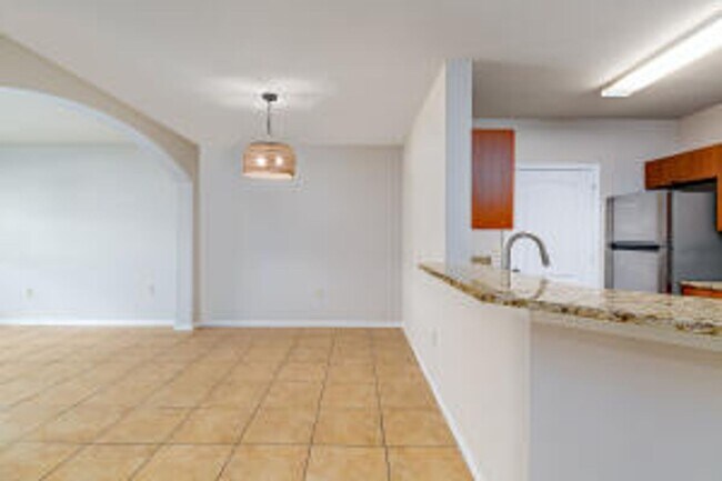 Foto del edificio - 140 SW Peacock Blvd