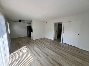 Building Photo - 4238 Kugler Mill Rd