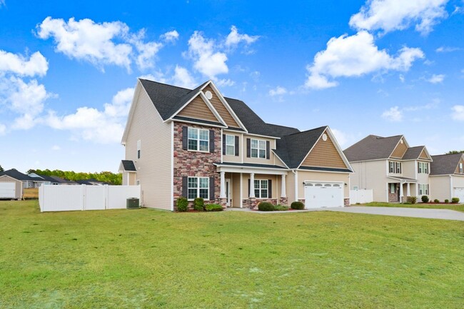Foto del edificio - SPACIOUS 3000+ Sq Ft 2-Story Home in Sprin...